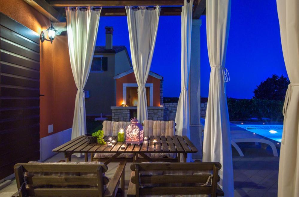 Villas Vilanija Umag Exterior foto